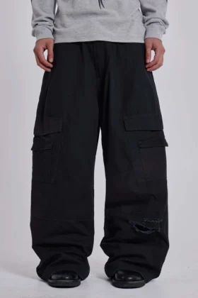 Schwarze Titan-Cargohose