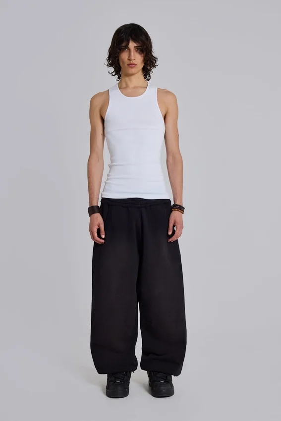 Schwarze, weite „Monster Joggers“ mit Umschlag