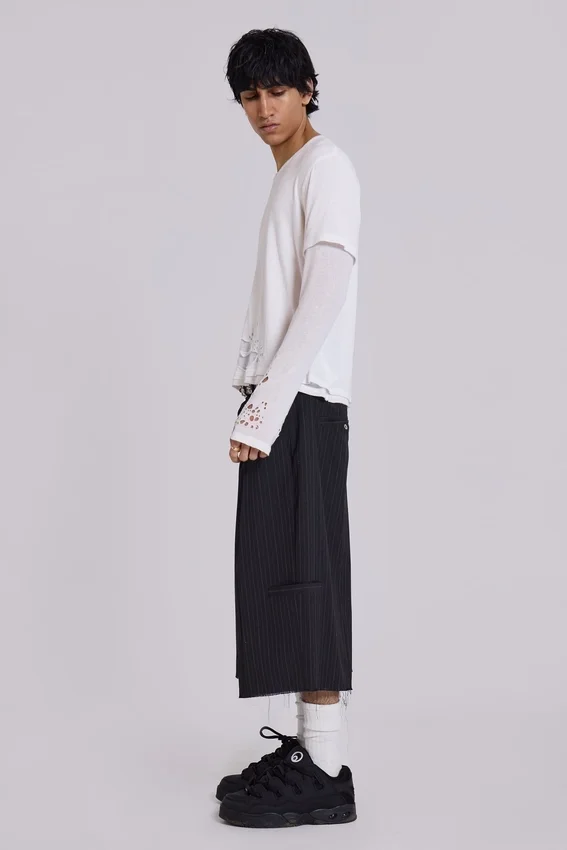 Schwarze XL Goliath Baggy-Shorts mit Nadelstreifen