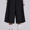 Schwarze XL Goliath Baggy-Shorts mit Nadelstreifen