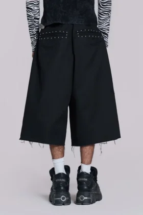Schwarze XL-Goliath-Baggy-Shorts mit Nieten