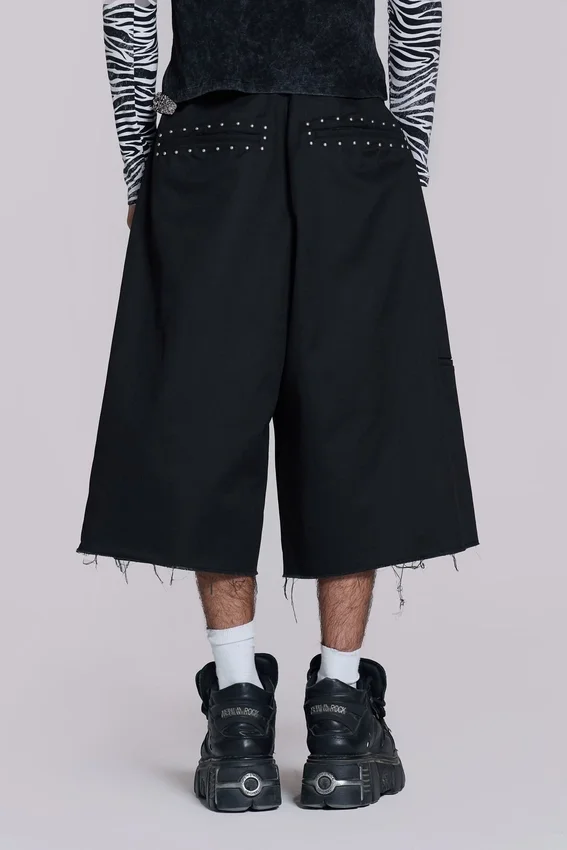Schwarze XL-Goliath-Baggy-Shorts mit Nieten