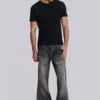 Schwarzes „Mist“-T-Shirt mit Nieten