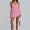 Shadea Minikleid aus Applikationsspitze in Rosa