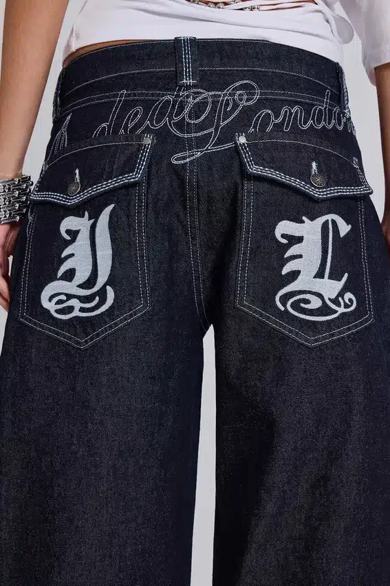 Sonic Baggy-Jeans mit Stickerei