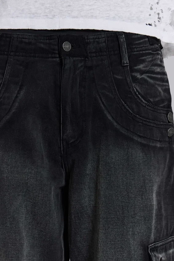 Sonnenverblasste schwarze Trooper-Cargohose