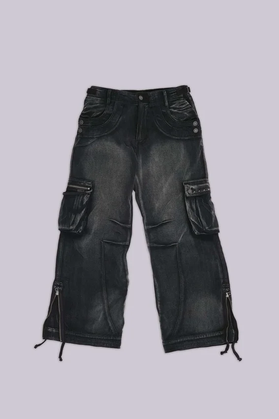 Sonnenverblasste schwarze Trooper-Cargohose