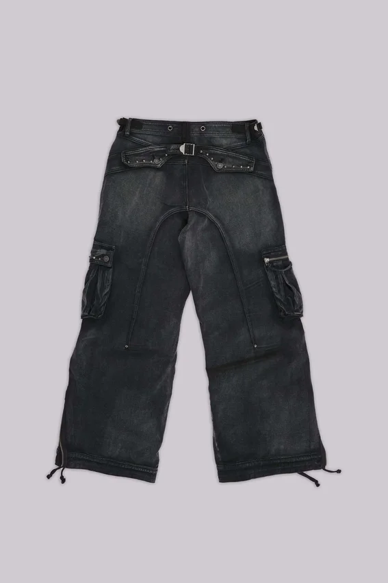 Sonnenverblasste schwarze Trooper-Cargohose