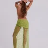 Stellar – Asymmetrisches, handperlbesticktes Maxikleid in Limette