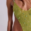 Stellar – Asymmetrisches, handperlbesticktes Maxikleid in Limette