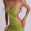 Stellar – Asymmetrisches, handperlbesticktes Maxikleid in Limette