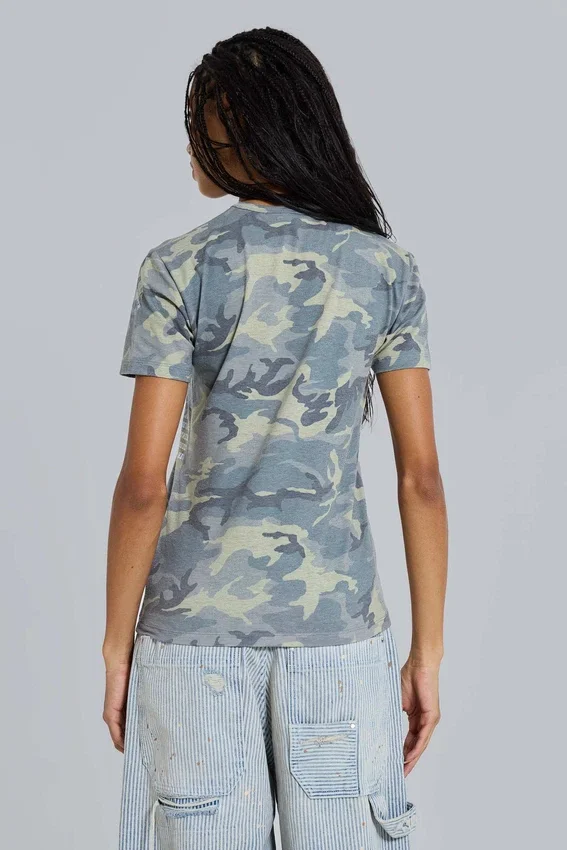 T-Shirt mit Totenkopf-Camouflage-Print