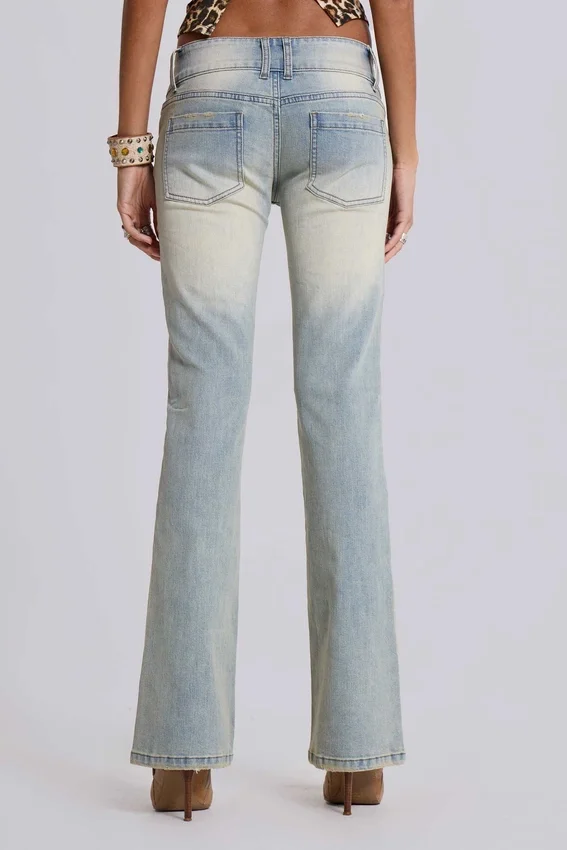 „Thirteen“-Jeans in heller Waschung
