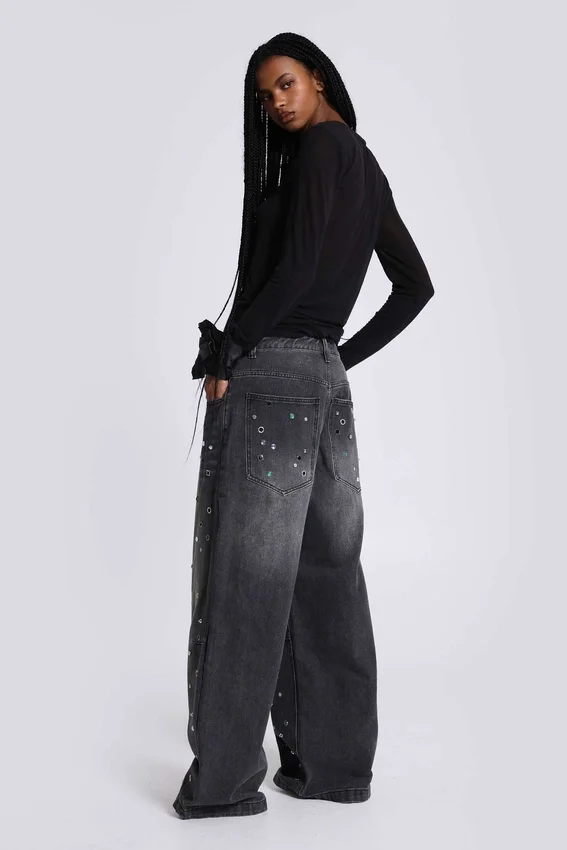 Trixa Colossus Jeans mit Nietenverzierung