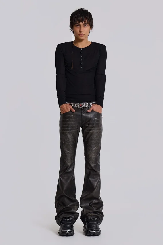 Verwaschene schwarze PU-Drift-Bootcut-Jeans