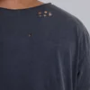 Verwaschenes schwarzes, kurzes Moth-T-Shirt