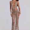Vida – Rückenfreies Häkel-Maxikleid mit Muscheln