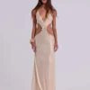 Vida rückenfreies Maxikleid in Gold