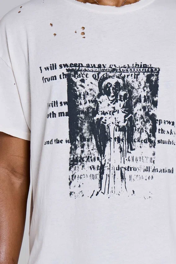 Weißes, bedrucktes, kurzes T-Shirt