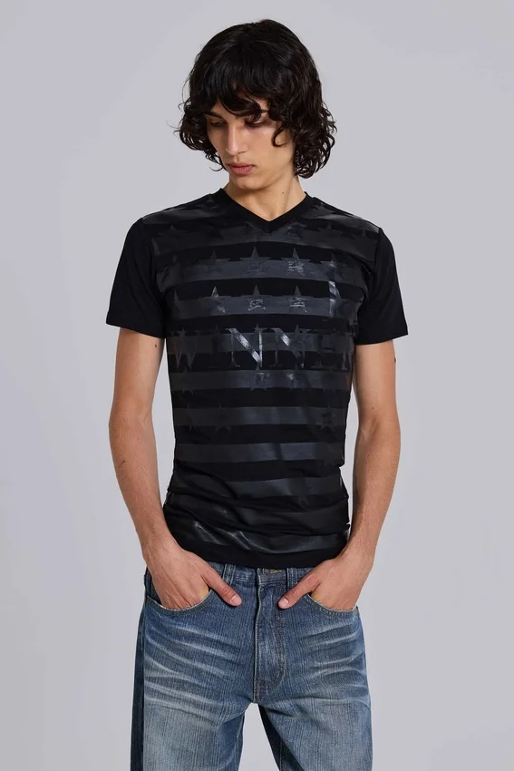 „Winner“ T-Shirt mit V-Ausschnitt
