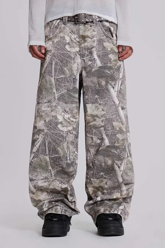 Woodland-Camouflage-Colossus-Baggy-Jeans