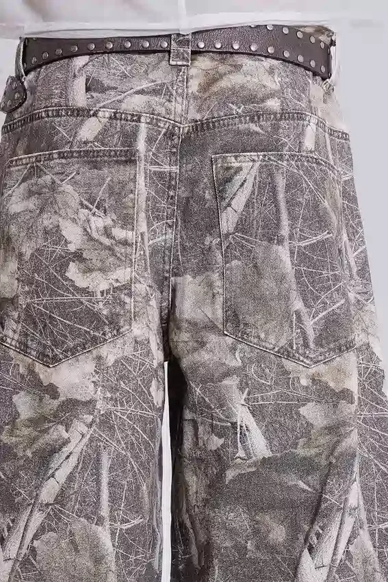 Woodland-Camouflage-Colossus-Baggy-Jeans