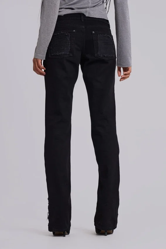 Zain Shredded Bootcut-Jeans in Schwarz